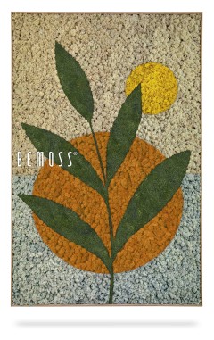 Getextureerd kunstwerk van BEMOSS, een prachtige abstracte Alvaro met een gestileerde plant met groene bladeren tegen een oranje halve cirkel en een gele zon. De beige en lichtblauwe achtergrond creëert een op de natuur geïnspireerd thema, perfect om een vleugje groen aan elke ruimte toe te voegen.