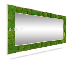 Een rechthoekige wandspiegel met een frame bedekt met levendig groen mos, met de merknaam "Mosspiegel vierkant BOLMOSS Light" aan de linkerkant van het frame. De spiegel is modern en milieuvriendelijk en biedt een natuurlijk en stijlvol decoratief element.